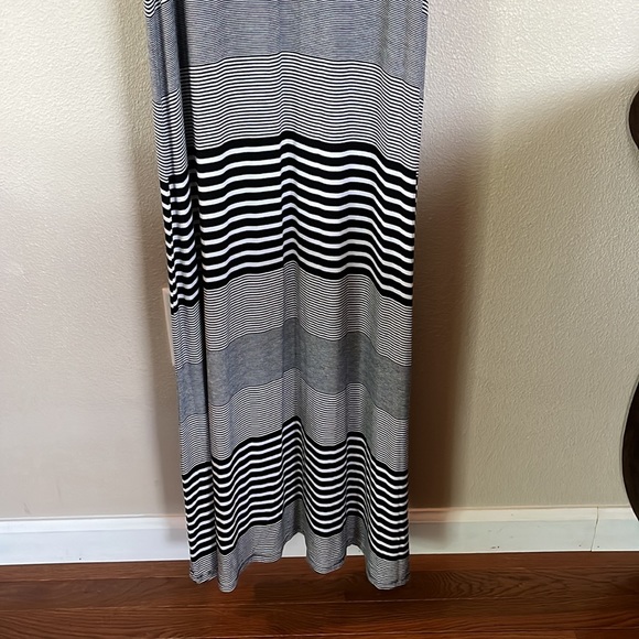 Merona Striped Maxi Dress - Picture 6 of 12